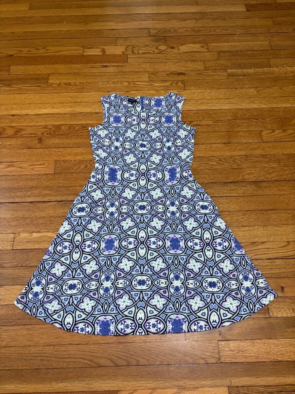 Talbots Womens Sleeveless Fit Flare Dress Size Small Blue Purple Batik Pockets